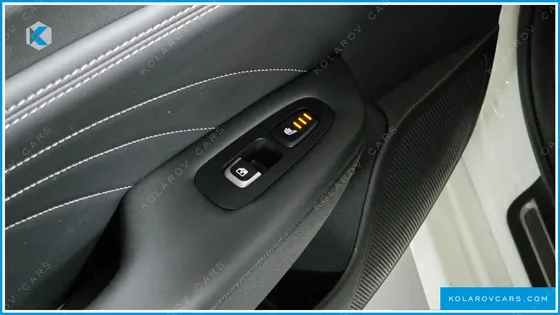 KIA STINGER 2.5 AWD MASTERS