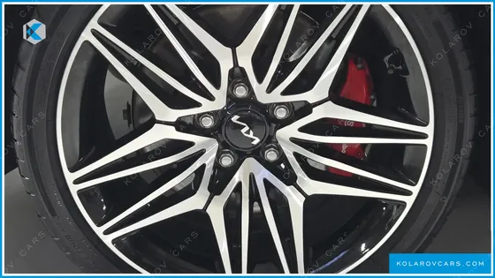 KIA STINGER 2.5 AWD MASTERS
