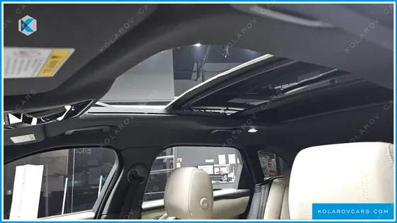 LAND ROVER RANGE ROVER VELAR 3.0 D300 R-DYNAMIC SE