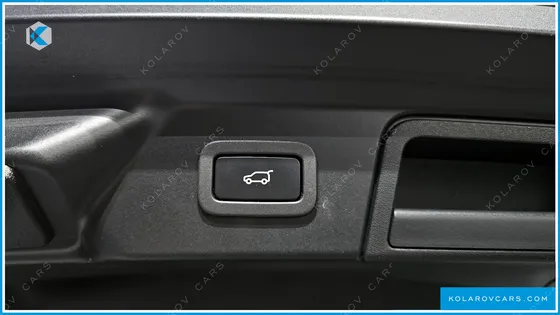 LAND ROVER RANGE ROVER VELAR 3.0 P400 R-DYNAMIC SE