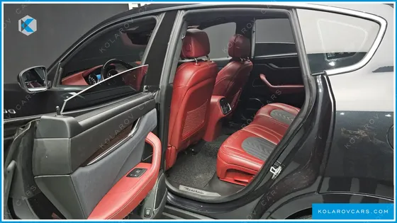 MASERATI LEVANTE 3.0 AWD GRANLUSSO