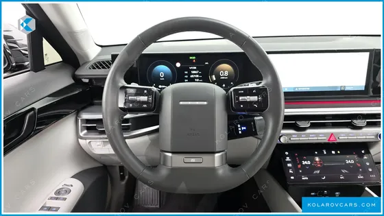 HYUNDAI GRANDEUR 2,5 GASOLINE 2WD