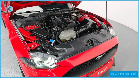 FORD MUSTANG CONVERTIBLE