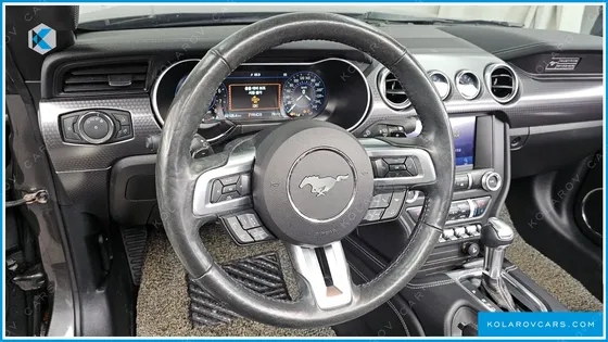 FORD MUSTANG GT CONVERTIBLE