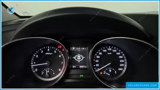 HYUNDAI MAXCRUISE GAS 3.3 4WD