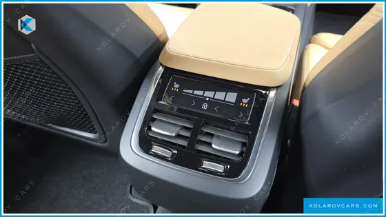 VOLVO XC90 B6 ULTIMATE BRIGHT