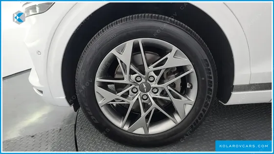 GENESIS GV70 2.5T GASOLINE 2WD