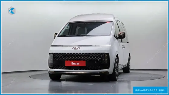 HYUNDAI STARIA 4WD LOUNGE 7-SEATER