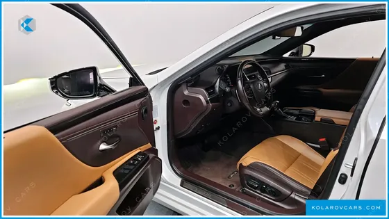 LEXUS ES LUXURY PLUS