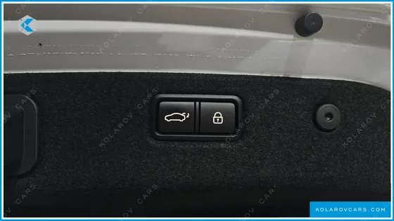 GENESIS G70 2.0T AWD