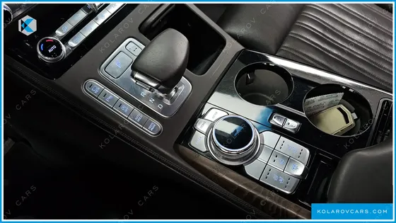 GENESIS G90 3.3 T AWD