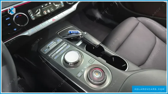 GENESIS GV70 2.5T GASOLINE 2WD