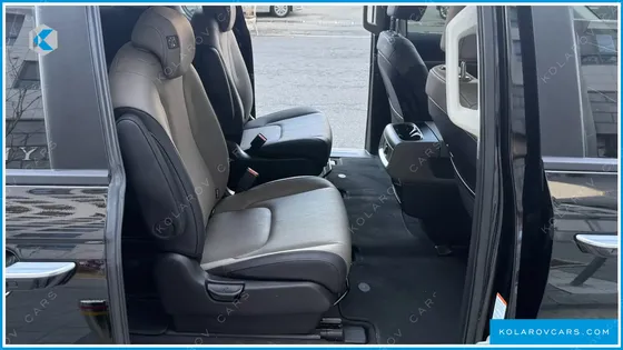 KIA CARNIVAL HEV 9 SEATER PRESTIGE
