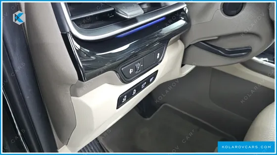 KIA CARNIVAL 9-SEATER HI LIMOUSINE