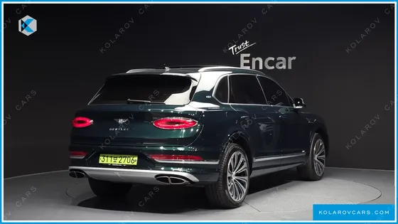 BENTLEY BENTAYGA 4.0 V8 EWB FIRST EDITION
