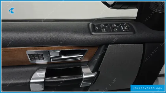 LAND ROVER DISCOVERY 3.0 SDV6 SE