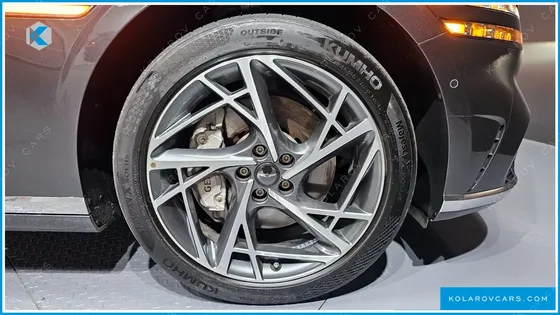 GENESIS G90 GASOLINE 3.5 TURBO AWD