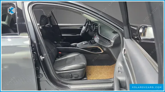 HYUNDAI GRANDEUR 3.0 LPI RENT CAR