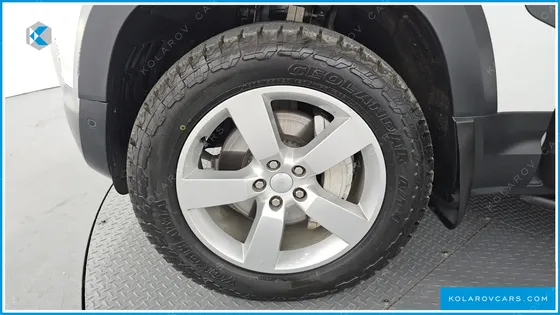 LAND ROVER DEFENDER 110 D300 HSE