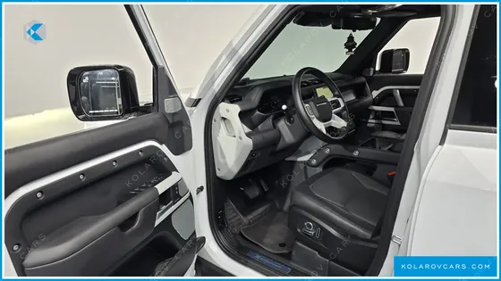 LAND ROVER DEFENDER 130 D300 X-DYNAMIC HSE