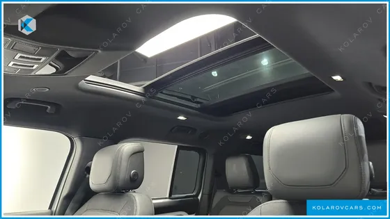 LAND ROVER DEFENDER 130 D300 X-DYNAMIC HSE
