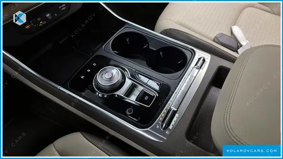 KIA CARNIVAL 7-SEATER SIGNATURE