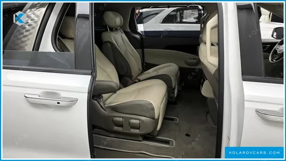 KIA CARNIVAL 7-SEATER SIGNATURE