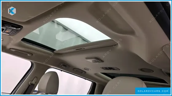 KIA CARNIVAL 7-SEATER SIGNATURE