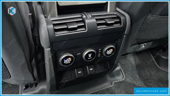 LAND ROVER DEFENDER 130 P400 X-DYNAMIC HSE