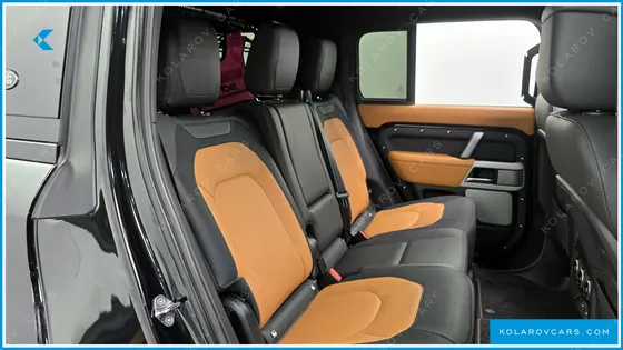 LAND ROVER DEFENDER 130 D300 X-DYNAMIC HSE