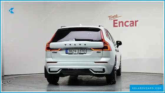 VOLVO XC60 B5 ULTRA DARK AIR SUS