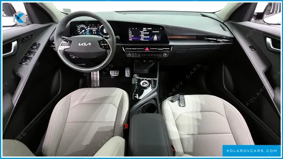 KIA NIRO SIGNATURE
