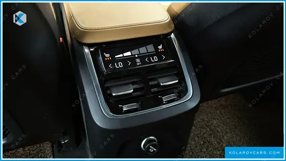VOLVO XC90 T8 INSCRIPTION HYBIRD