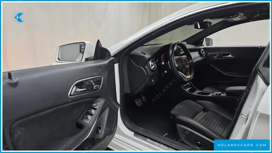 MERCEDES CLA-CLASS CLA220 AMG LINE