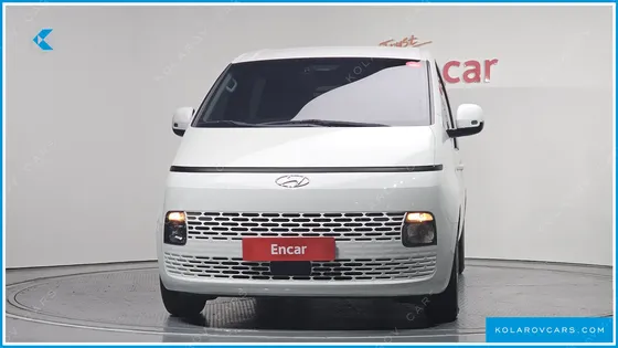 HYUNDAI STARIA CARGO 5-SEATER