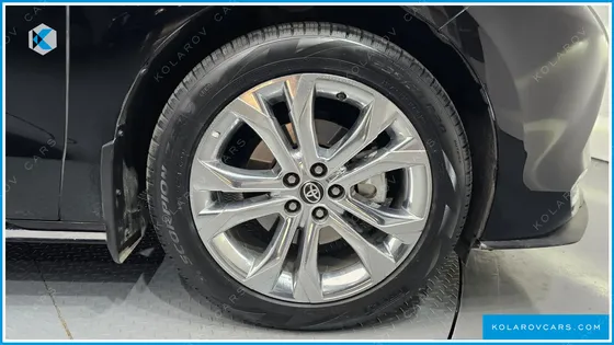 TOYOTA SIENNA 2.5 HYBRID 2WD