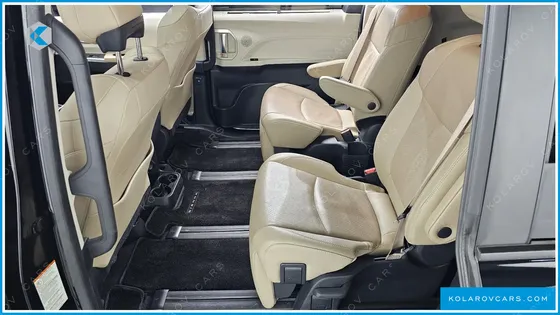 TOYOTA SIENNA 2.5 HYBRID 2WD
