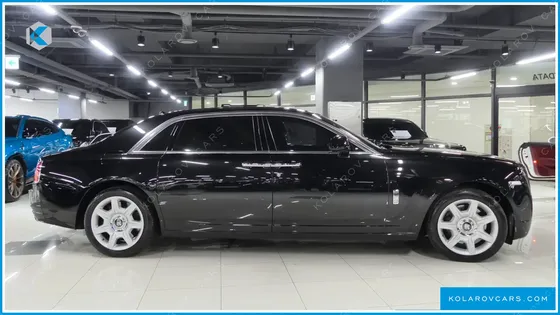 ROLLS ROYCE GHOST 6.6 EWB V12