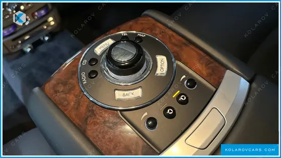 ROLLS ROYCE GHOST 6.6 EWB V12