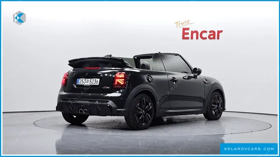 MINI COOPER CONVERTIBLE JCW