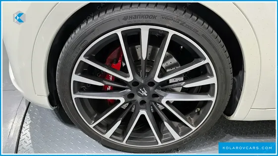 MASERATI LEVANTE 3.0 AWD GRANSPORT