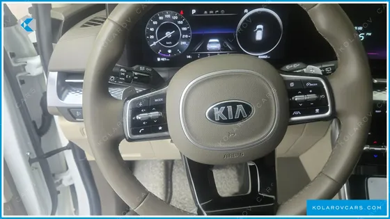 KIA CARNIVAL 9-SEATER HI-LIMOUSINE