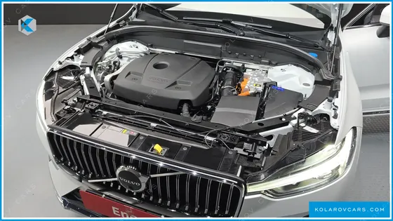 VOLVO XC60 T8 ULTRA BRIGHT