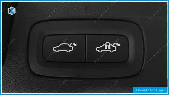 VOLVO XC60 T8 ULTRA BRIGHT