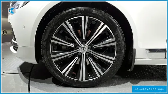 VOLVO S90 B5 INSCRIPTION