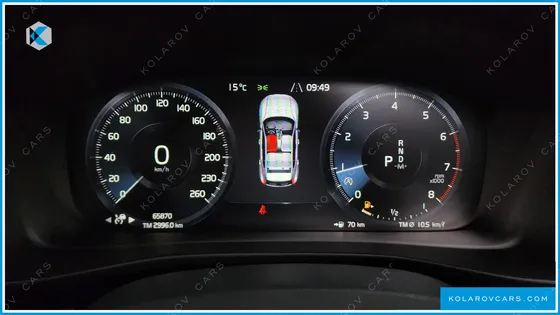VOLVO XC40 T4 R-DESIGN