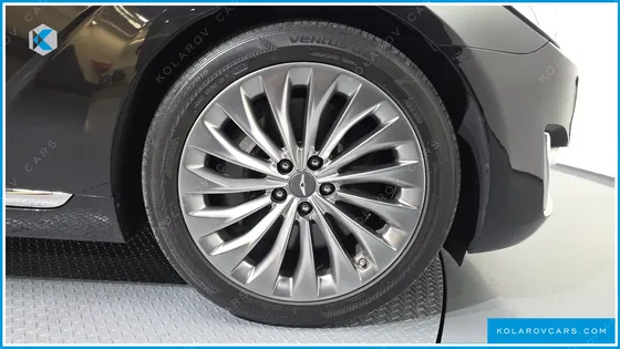 GENESIS EQ900 3.8 GDI AWD