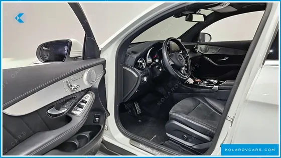 MERCEDES GLC-CLASS GLC300 4MATIC AMG LINE COUPE