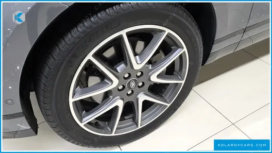 LAND ROVER RANGE ROVER VELAR 2.0 P400E DYNAMIC SE