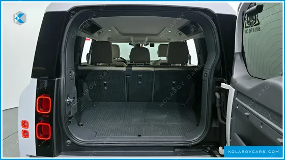LAND ROVER DEFENDER 110 D250 SE